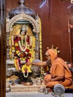 Jalabhisheka and Shodashopachar Puja by HH Swamiji at Shri Shivakrishna Mandir, Hubballi (26 Feb 2025)